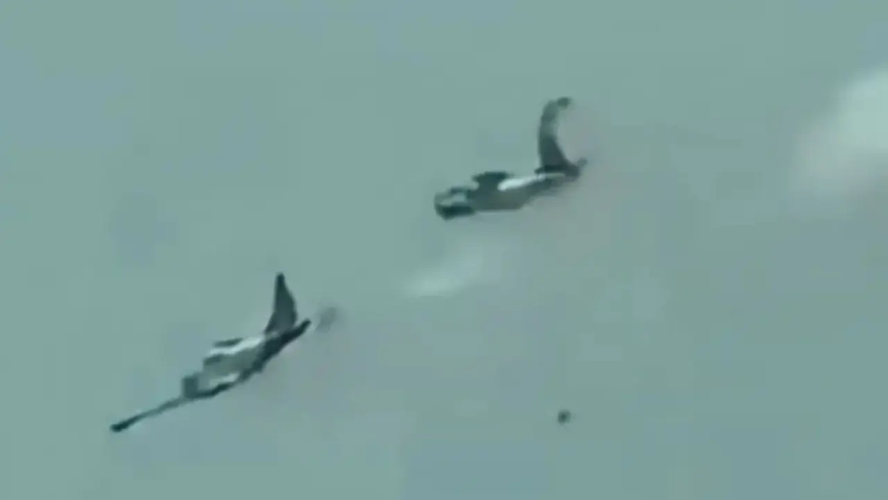 2 Pesawat Militer Filipina Tabrakan di Udara, 4 Pilot Tewas